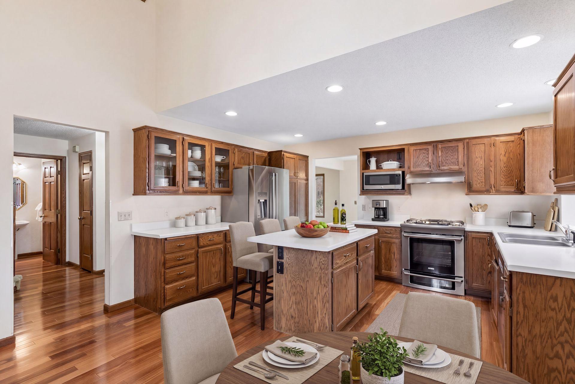 7438 Cahill Road Edina, MN 55439 - Photo 9 of 47