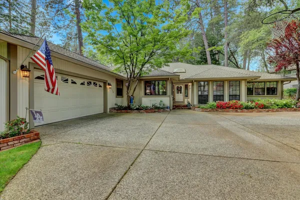 $649,950 | 11774 Skipper Court, Penn Valley, CA 95946