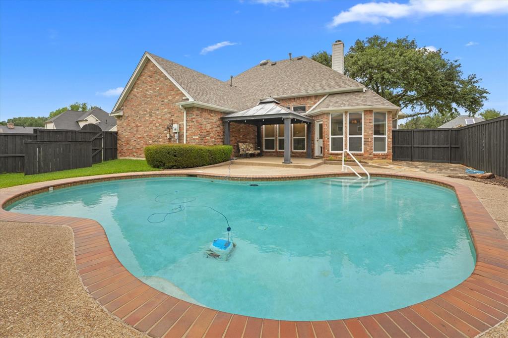 525 Springhill Drive Hurst, TX 76054 - Photo 32 of 40