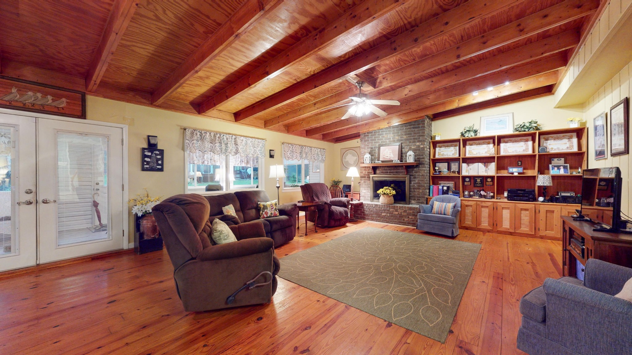 Gallery Image 4
