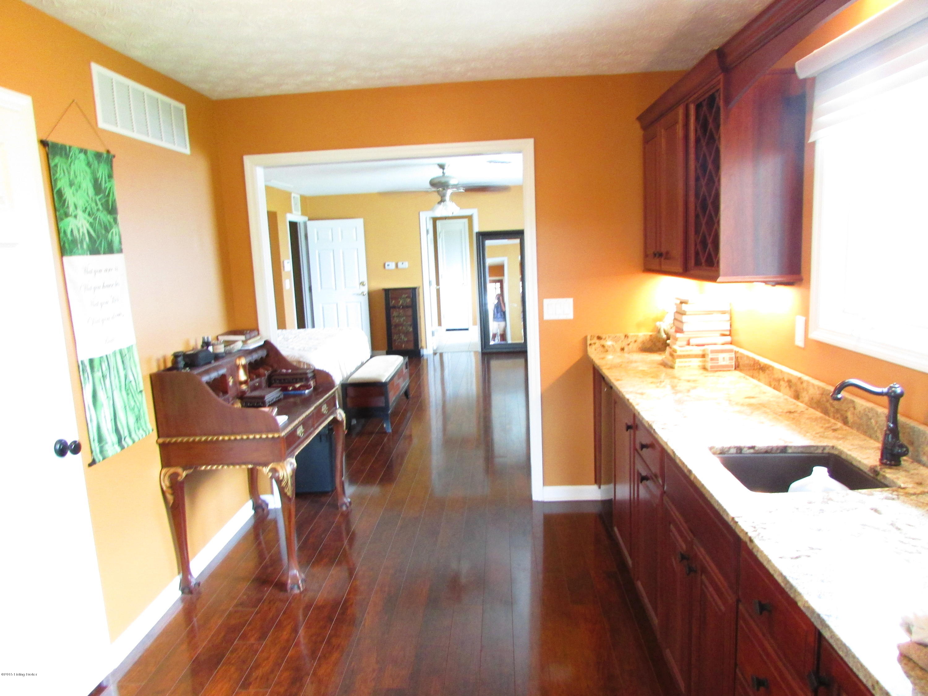15200 Deer Run Road Louisville, KY 40299 - Photo 24 of 37 IMG_2262