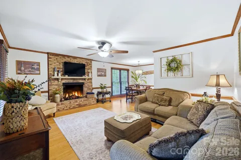 $339,900 | 1224 Candlewood Drive, Gastonia, NC 28052