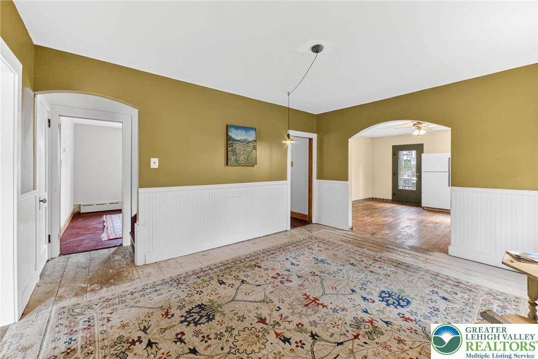 202 Main Street Portland, PA 18343 - Photo 30 of 40 a view of entryway