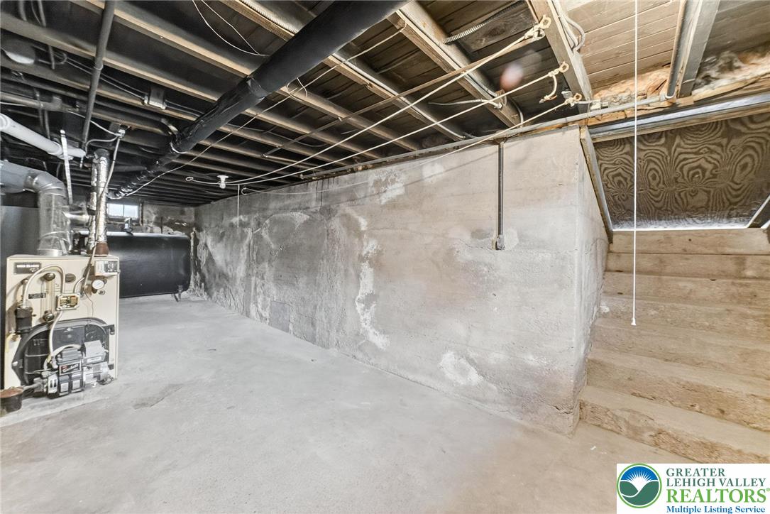 202 Main Street Portland, PA 18343 - Photo 32 of 40 a view of utility room