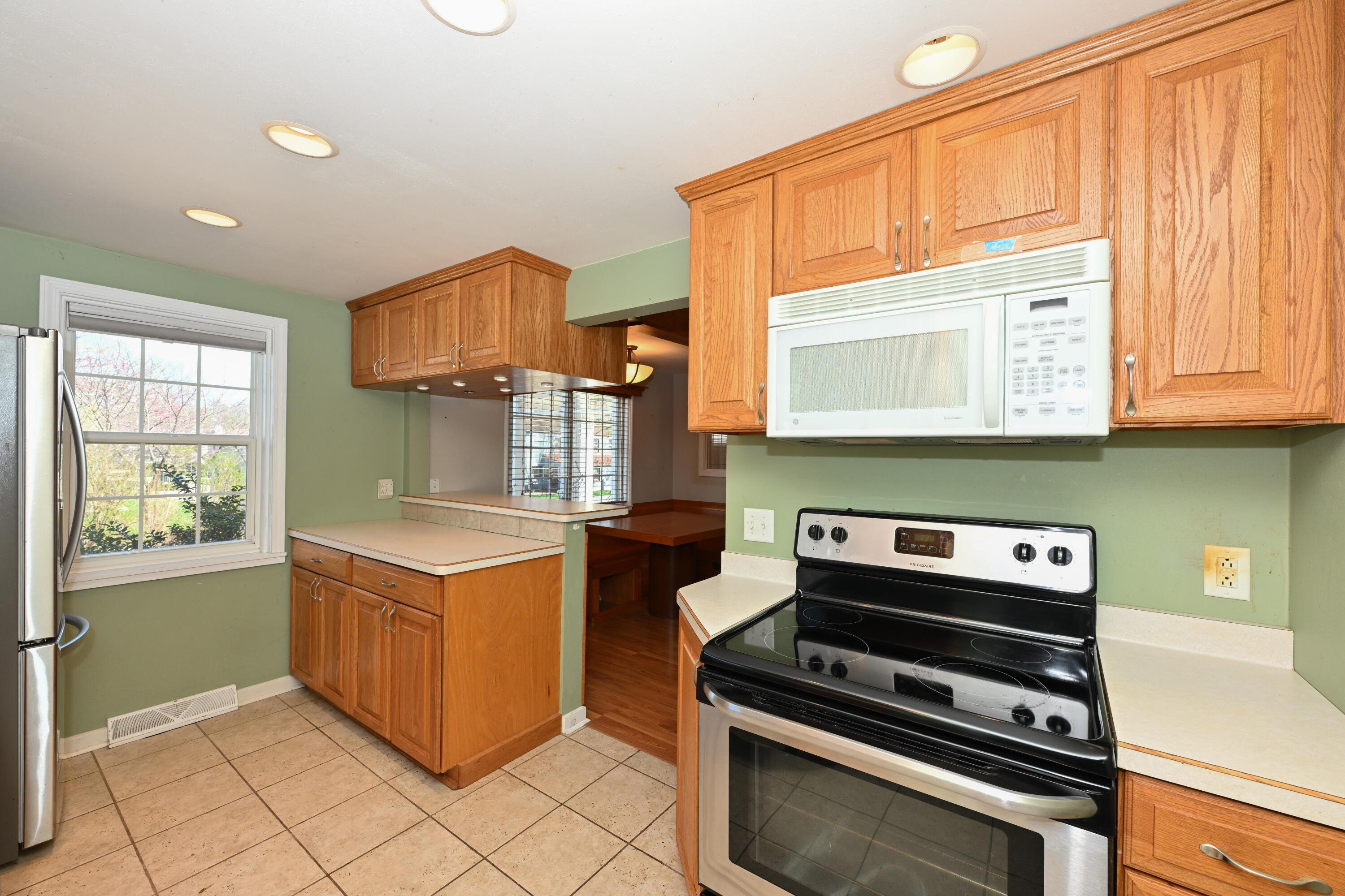 6700 Conifer Lane Greendale, WI 53129 - Photo 6 of 27 Kitchen