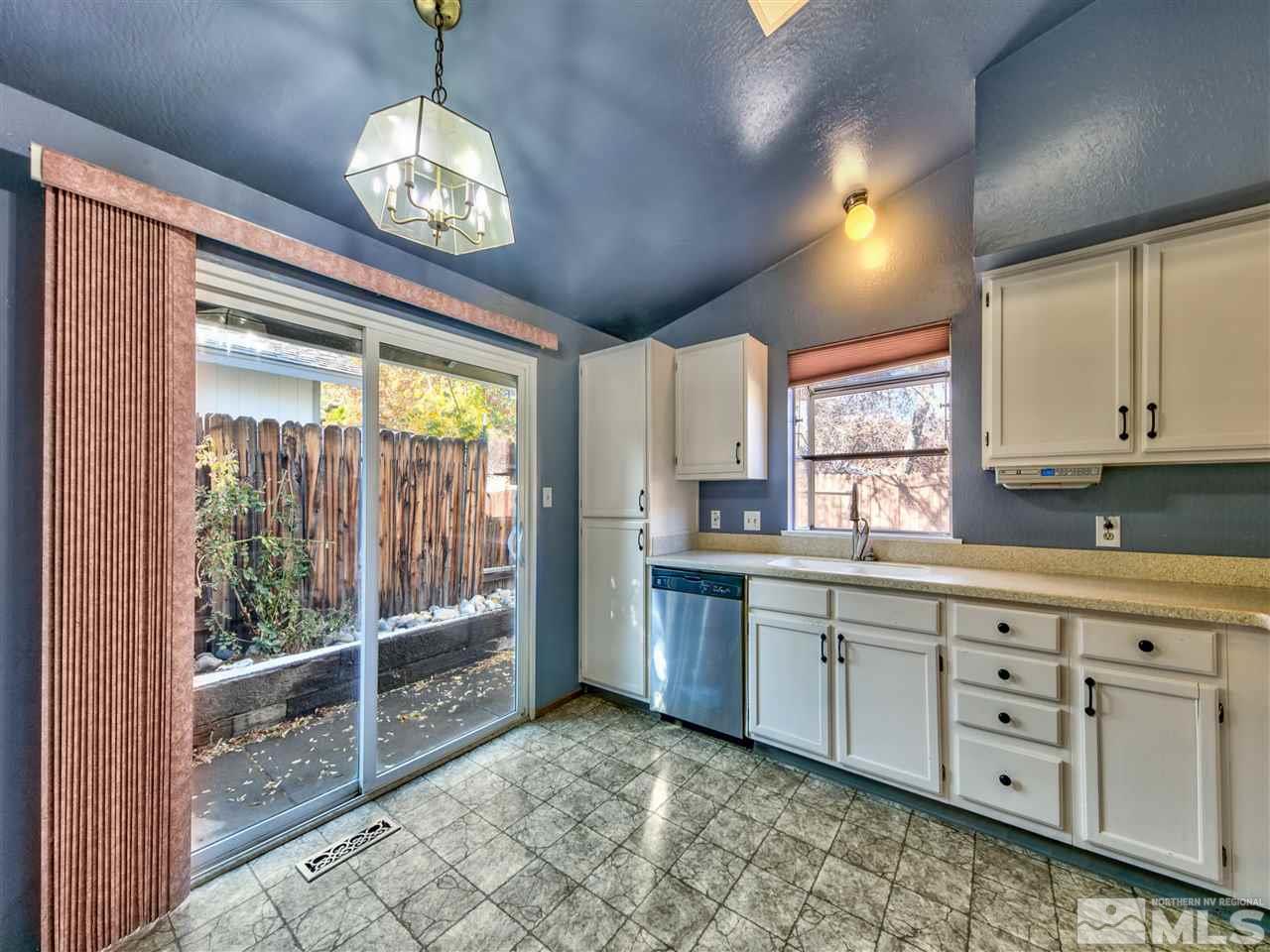 6243 Chesterfield Lane Reno, NV 89523 - Photo 6 of 17 Photo 6