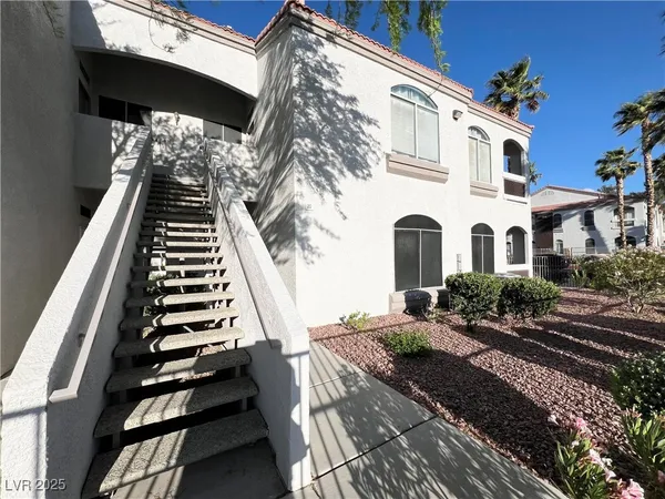 $1,823 | 700 Carnegie Street, Unit 222, Henderson, NV 89052