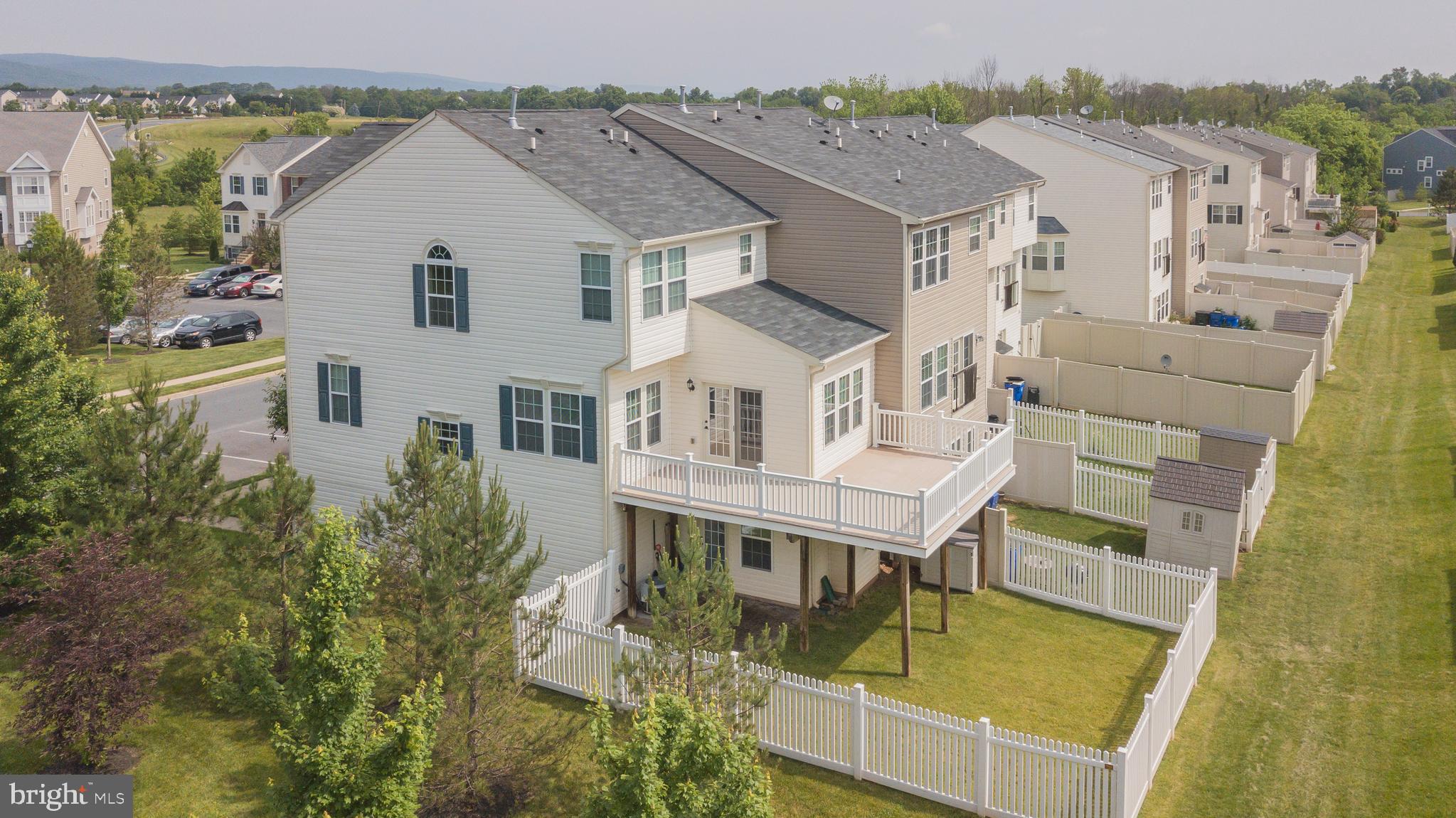 2000 Spring Run Circle Frederick, MD 21702 - Photo 4 of 49 END UNIT WITH FENCED YARD AND DECK