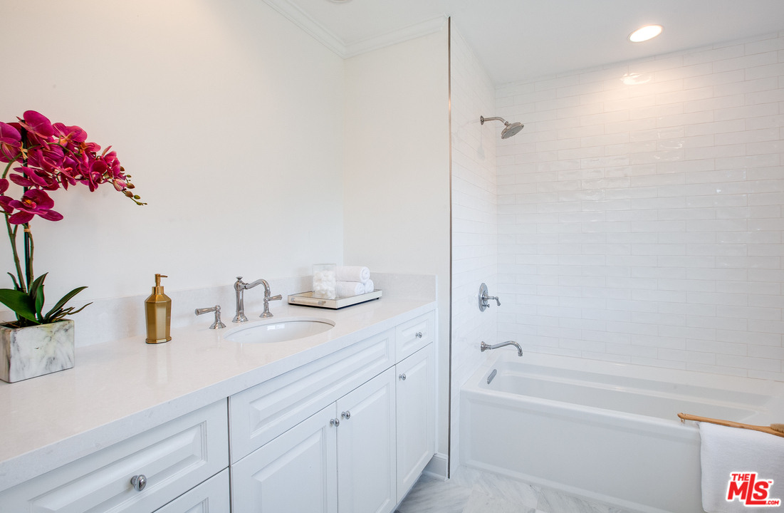 1663 Stone Canyon Road Los Angeles, CA 90077 - Photo 17 of 28