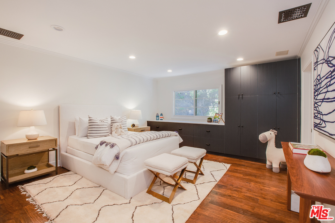1663 Stone Canyon Road Los Angeles, CA 90077 - Photo 18 of 28