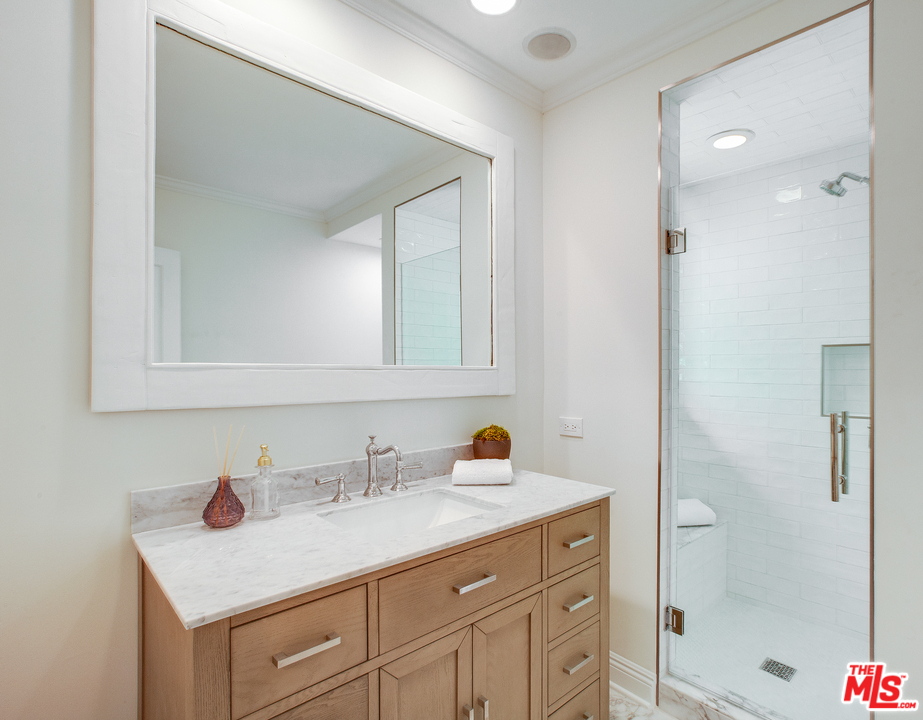 1663 Stone Canyon Road Los Angeles, CA 90077 - Photo 20 of 28