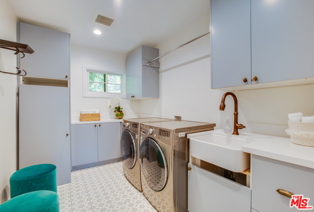 1663 Stone Canyon Road Los Angeles, CA 90077 - Photo 22 of 28