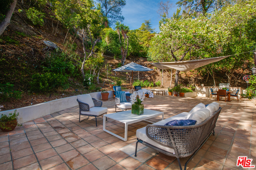 1663 Stone Canyon Road Los Angeles, CA 90077 - Photo 27 of 28
