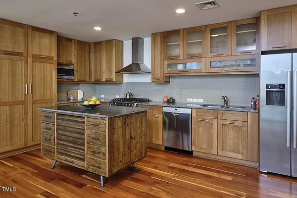 $574,900 | 601 West Rosemary Street, Unit 712, Chapel Hill, NC 27516