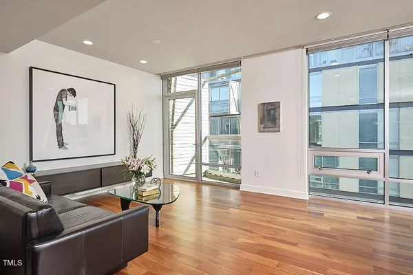 $574,900 | 601 West Rosemary Street, Unit 712, Chapel Hill, NC 27516