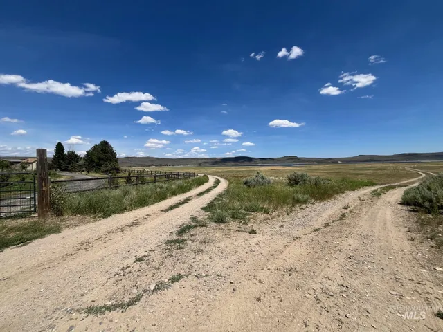 $159,000 | 106-108 Gates Drive, Shoshone, ID 83352