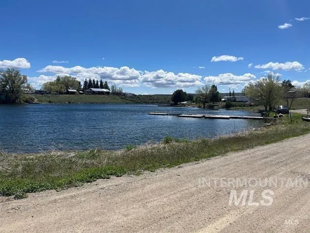 $159,000 | 106-108 Gates Drive, Shoshone, ID 83352