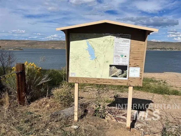 $159,000 | 106-108 Gates Drive, Shoshone, ID 83352