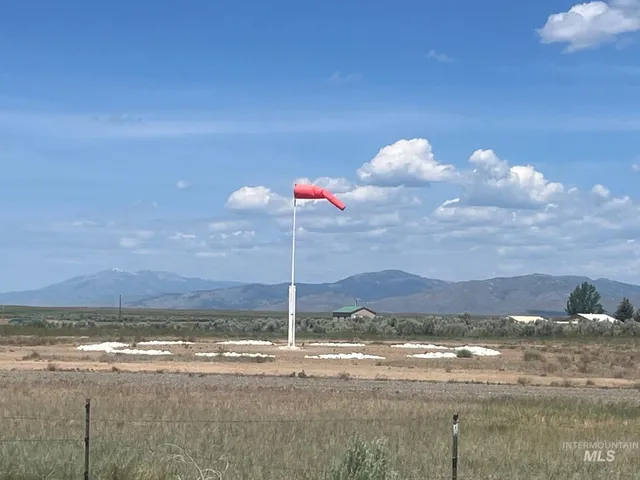 $159,000 | 106-108 Gates Drive, Shoshone, ID 83352