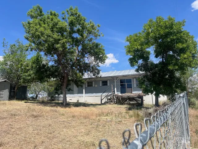 $159,000 | 106-108 Gates Drive, Shoshone, ID 83352