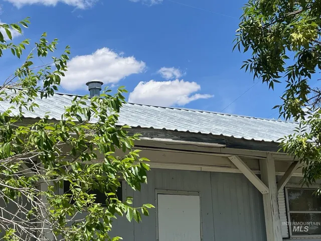 $159,000 | 106-108 Gates Drive, Shoshone, ID 83352