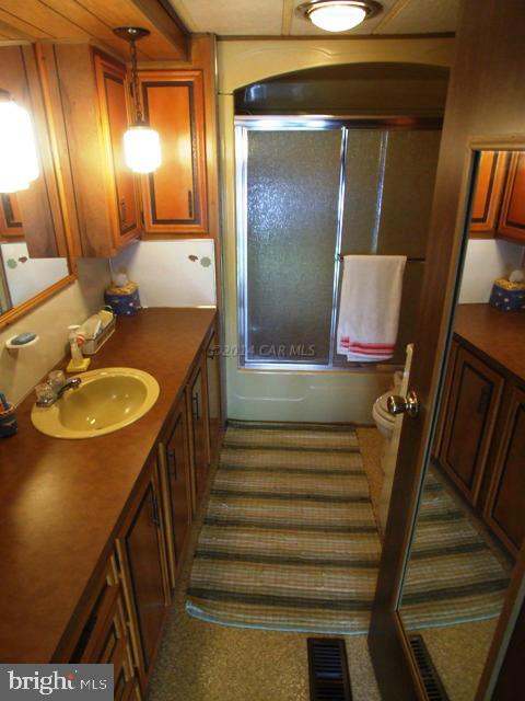 13310 Nantucket Road Ocean City, MD 21842 - Photo 11 of 21 Gallery Image 11