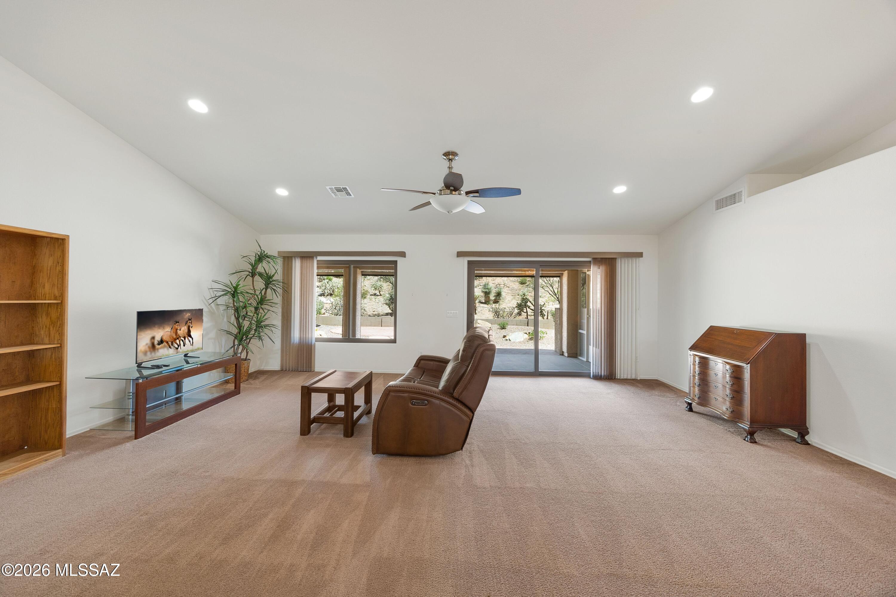62574 East Northwood Road Tucson, AZ 85739 - Photo 7 of 50 Great Room with slider to Patio