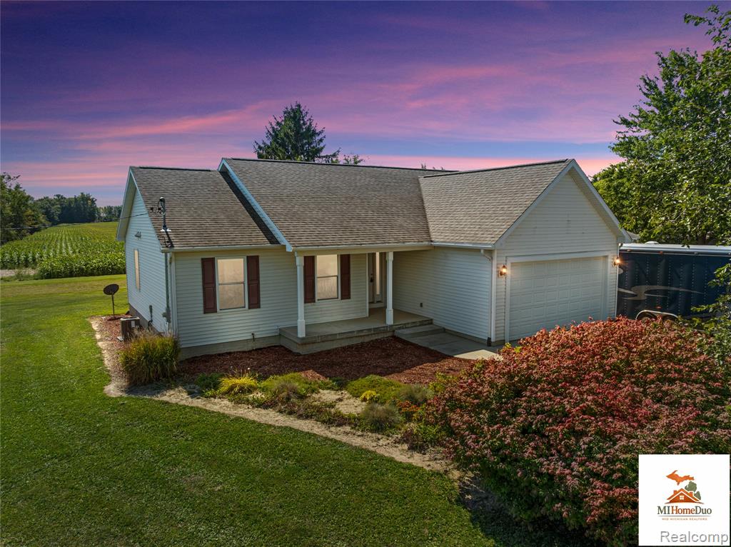 8110 Middleton Road Corunna, MI 48817 - Photo 2 of 47