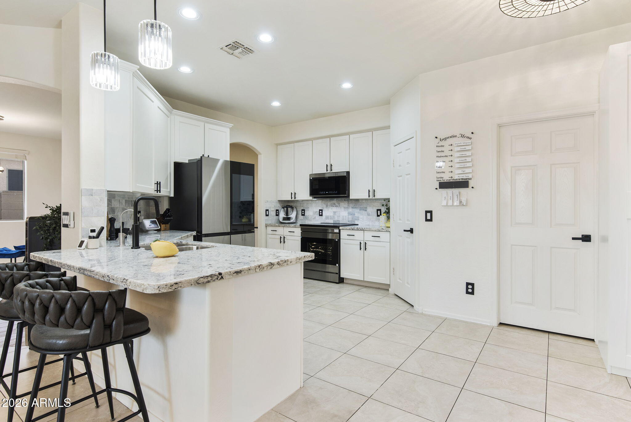 13660 West Monte Vista Road Goodyear, AZ 85395 - Photo 10 of 75 KITCHEN WITH AI APPLIANCES