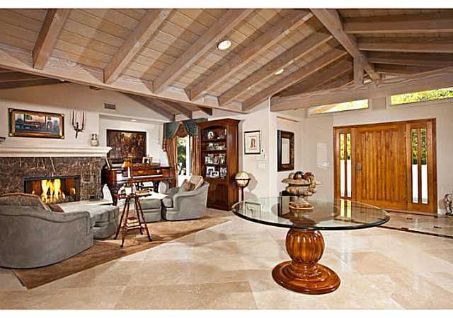 6135 Mimulus Rancho Santa Fe, CA 92067 - Photo 9 of 25