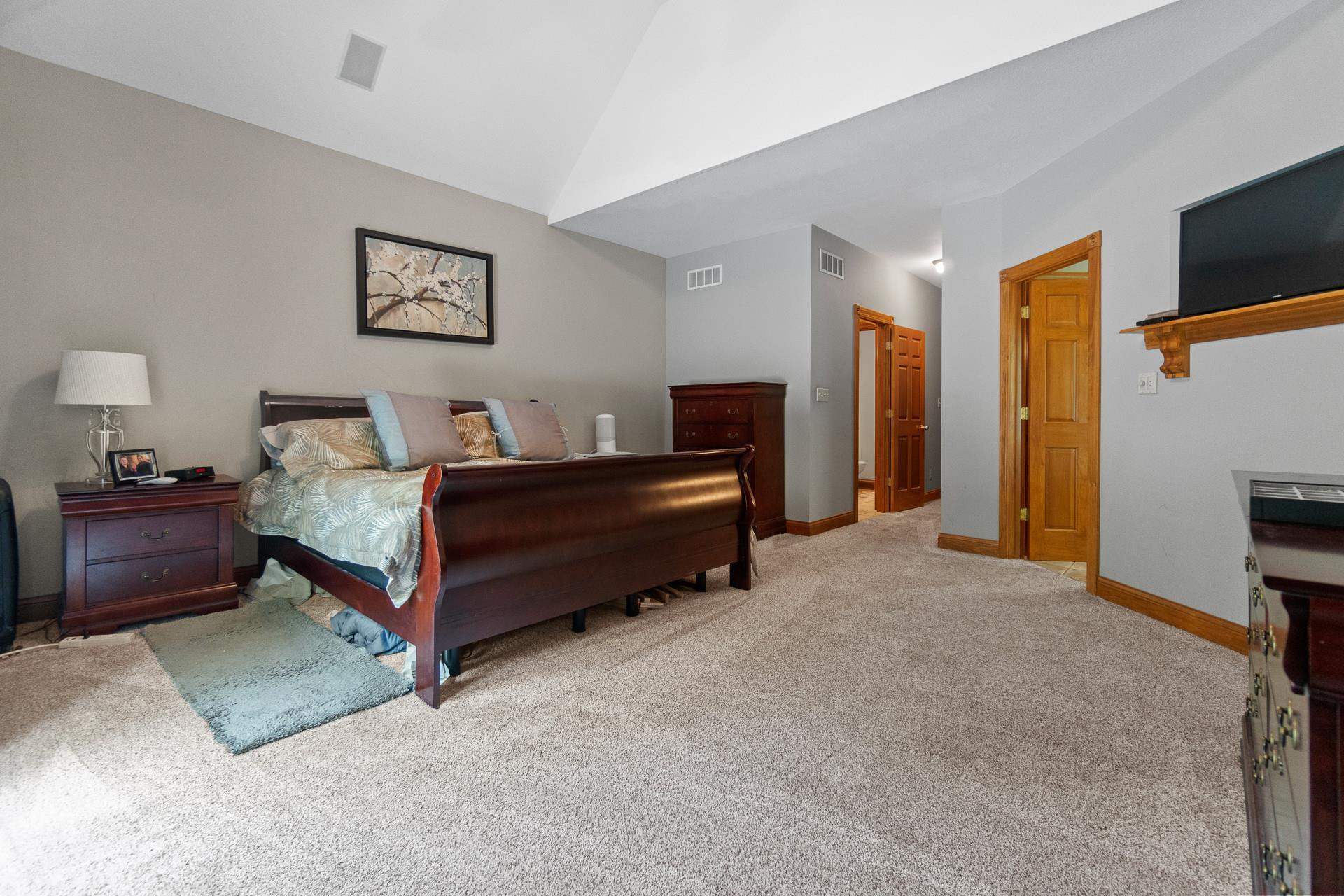 732 Roussey Road New Haven, IN 46774 - Photo 19 of 36