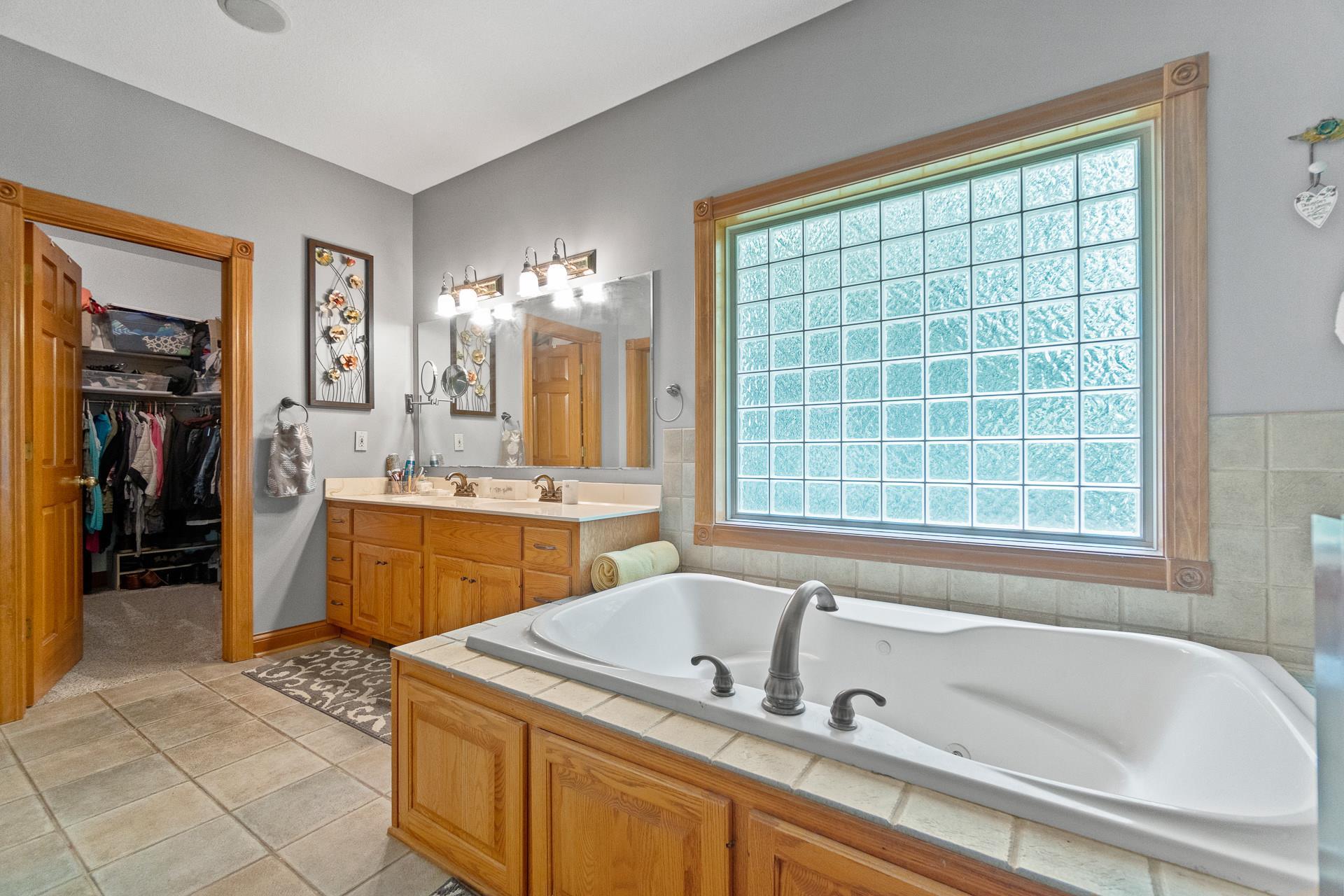732 Roussey Road New Haven, IN 46774 - Photo 20 of 36