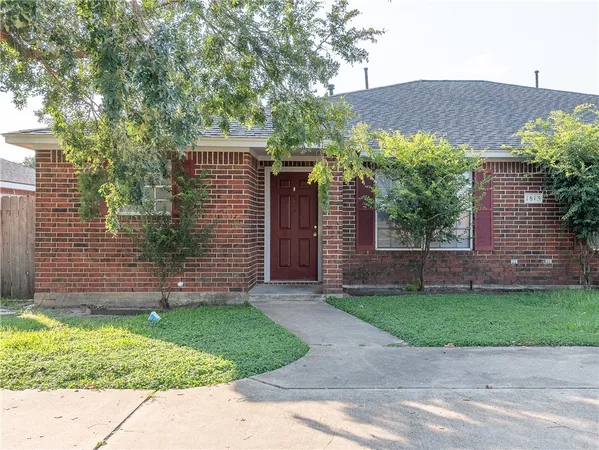 $1,500 | 1813 Sara Drive, Unit A, College Station, TX 77845