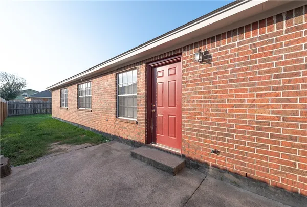 $1,500 | 1813 Sara Drive, Unit A, College Station, TX 77845