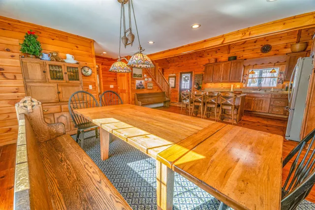 $879,900 | 7 Yodeling Lane, West Dover, VT 05356