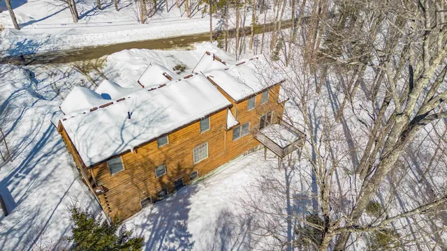 $879,900 | 7 Yodeling Lane, West Dover, VT 05356