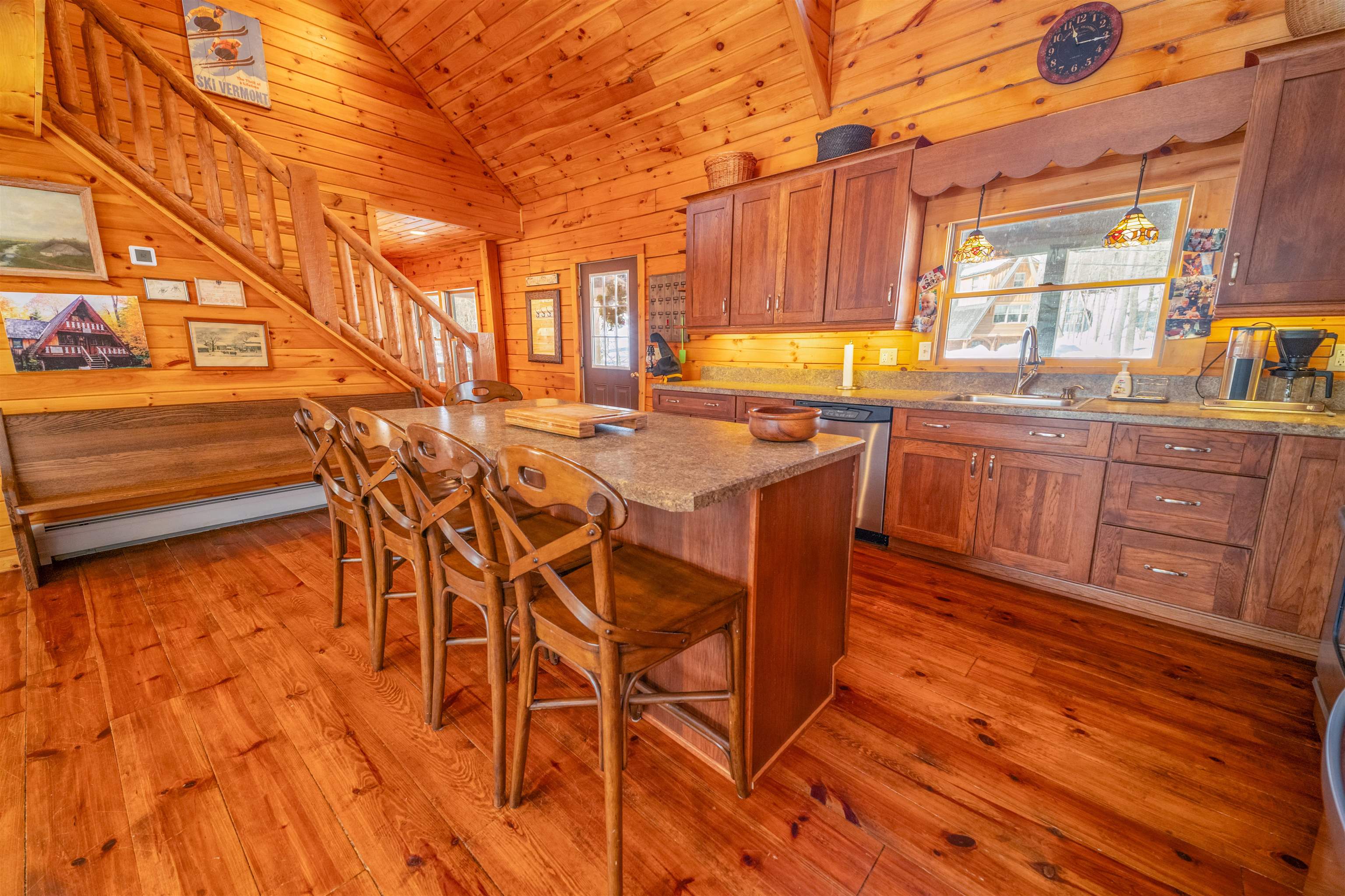 7 Yodeling Lane West Dover, VT 05356 - Photo 8 of 51