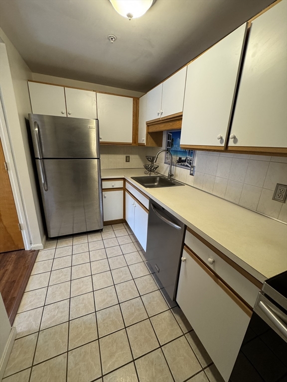 26 Fuller Road, Unit 6 Foxboro, MA 02035 - Photo 4 of 11