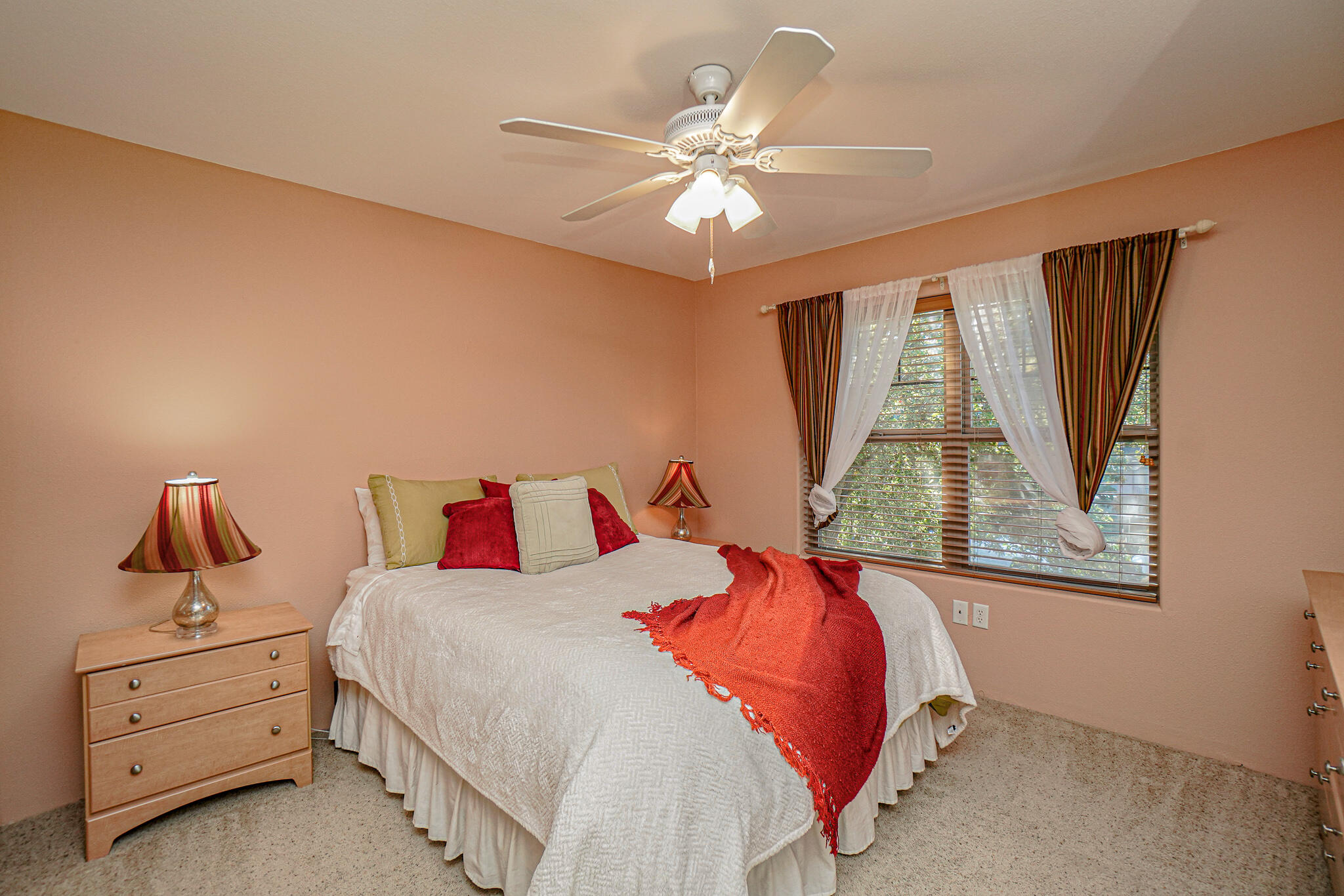 159 Casey Way Central Point, OR 97502 - Photo 14 of 23 DSC01975