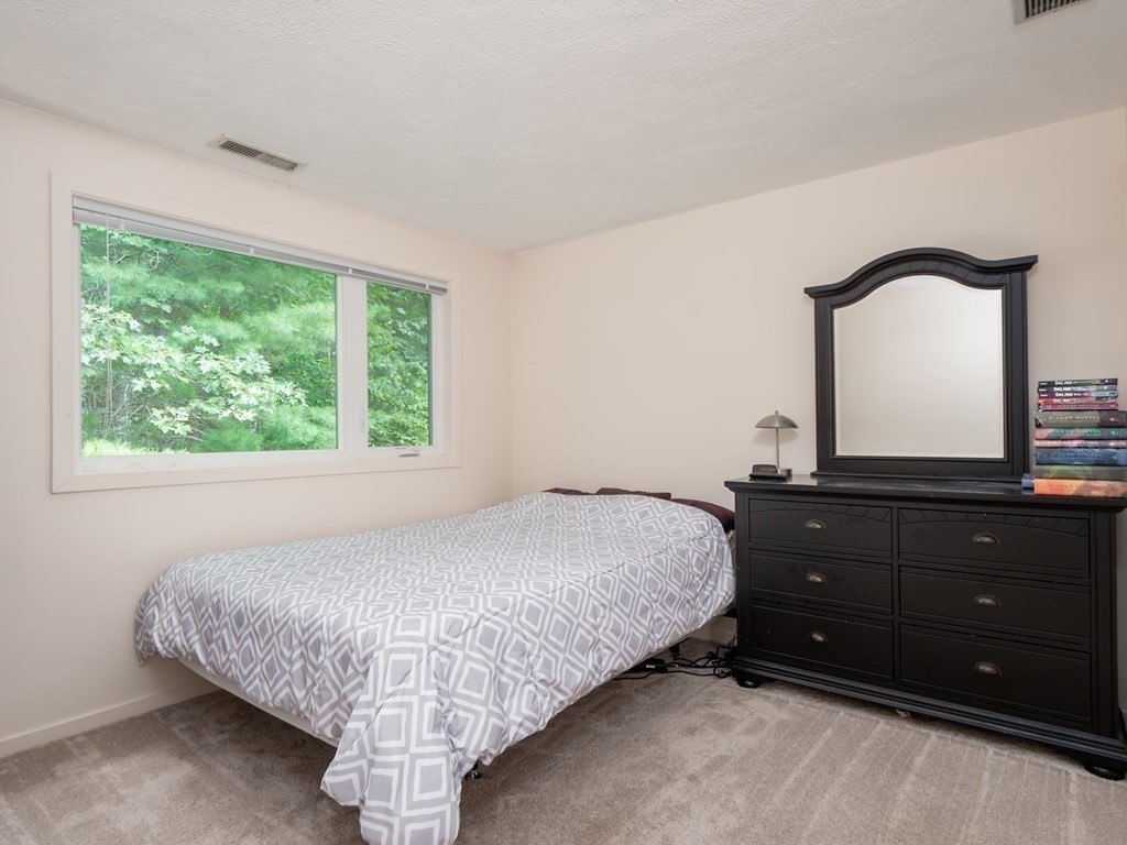 21 Balmoral Road Boxford, MA 01921 - Photo 25 of 40