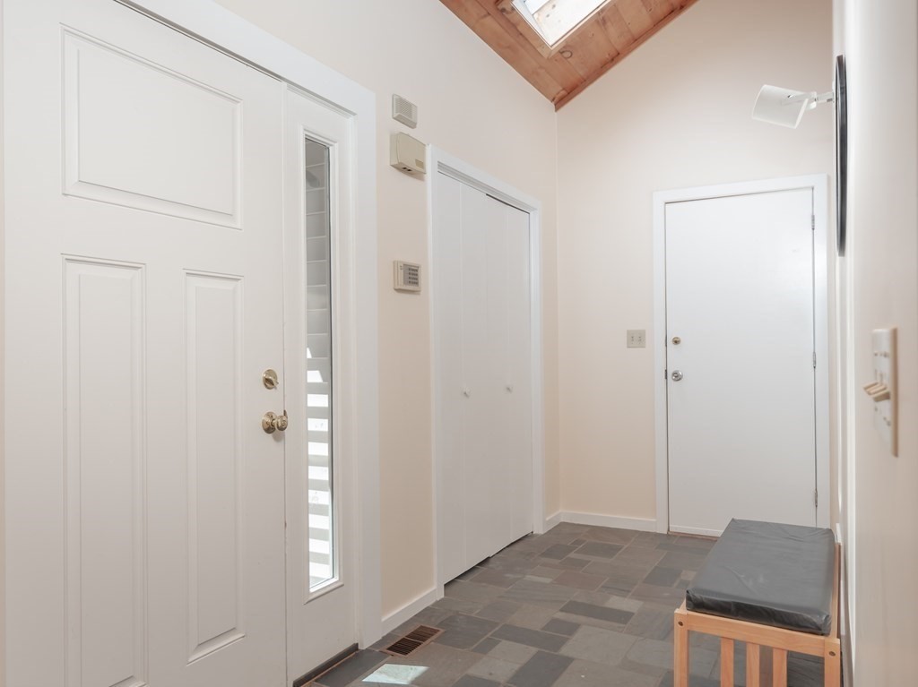 21 Balmoral Road Boxford, MA 01921 - Photo 4 of 40