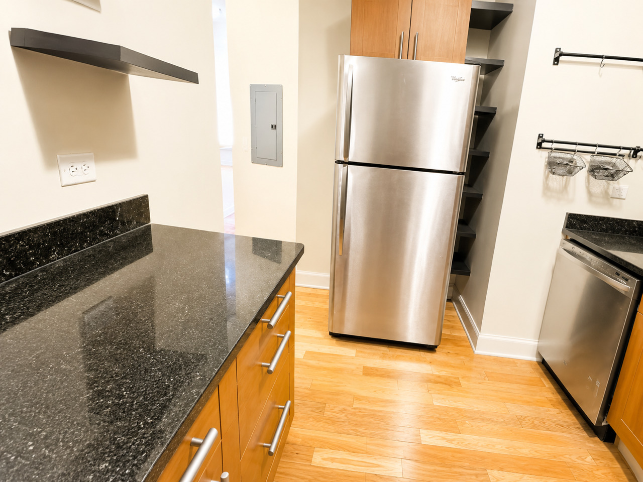 1647 West Sherwin Avenue, Unit 1 Chicago, IL 60626 - Photo 5 of 16
