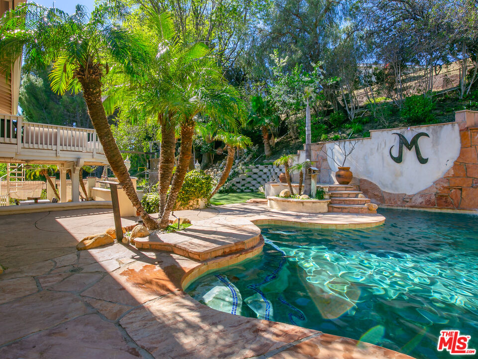 11455 Doral Avenue Porter Ranch, CA 91326 - Photo 6 of 24