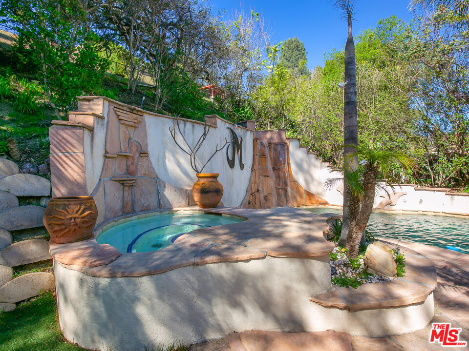 11455 Doral Avenue Porter Ranch, CA 91326 - Photo 7 of 24