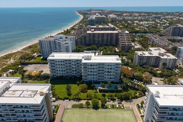 $5,000 | 199 Ocean Ln Drive, Unit 602, Key Biscayne, FL 33149