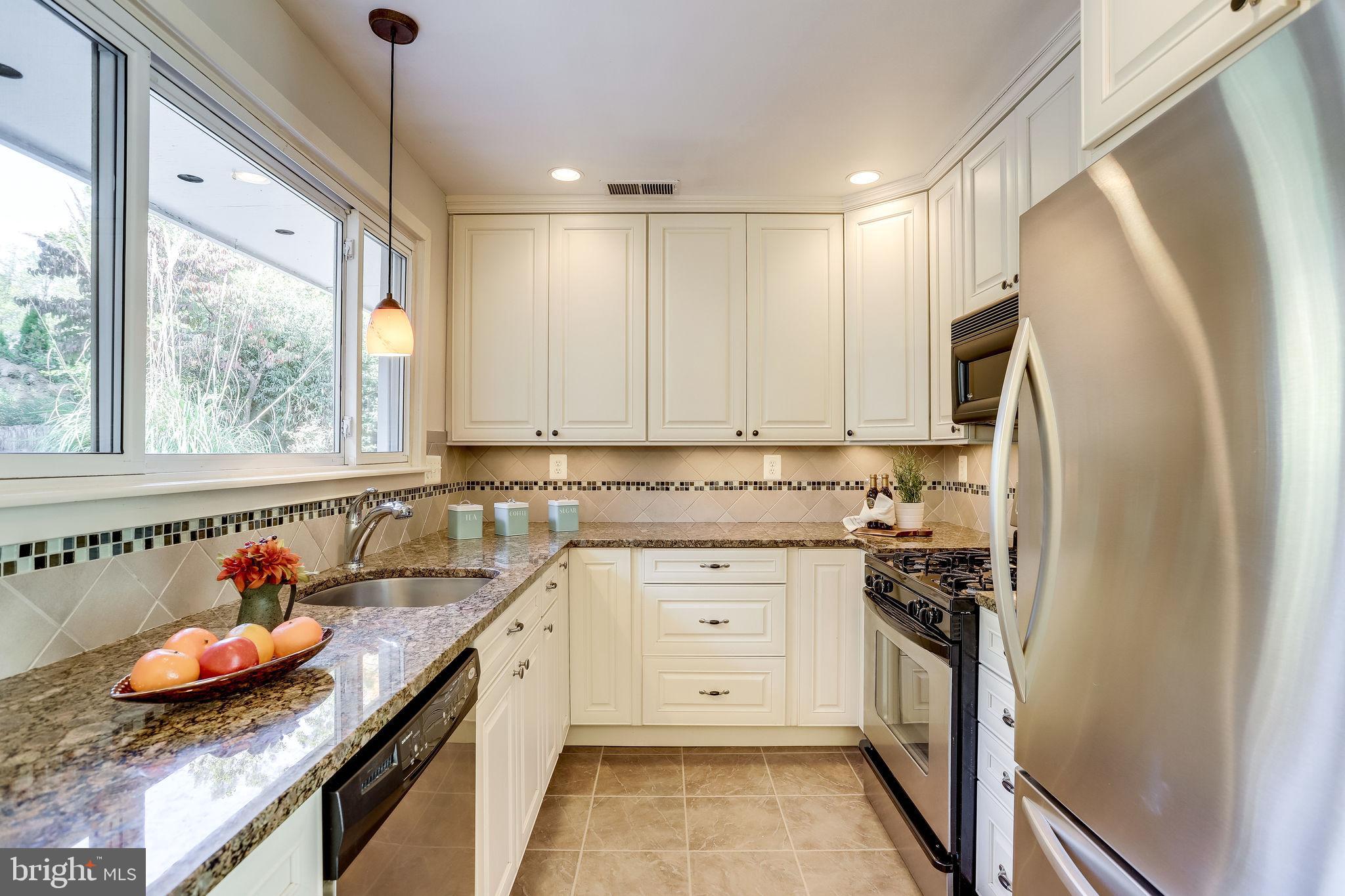 7104 Alger Road Falls Church, VA 22042 - Photo 17 of 69