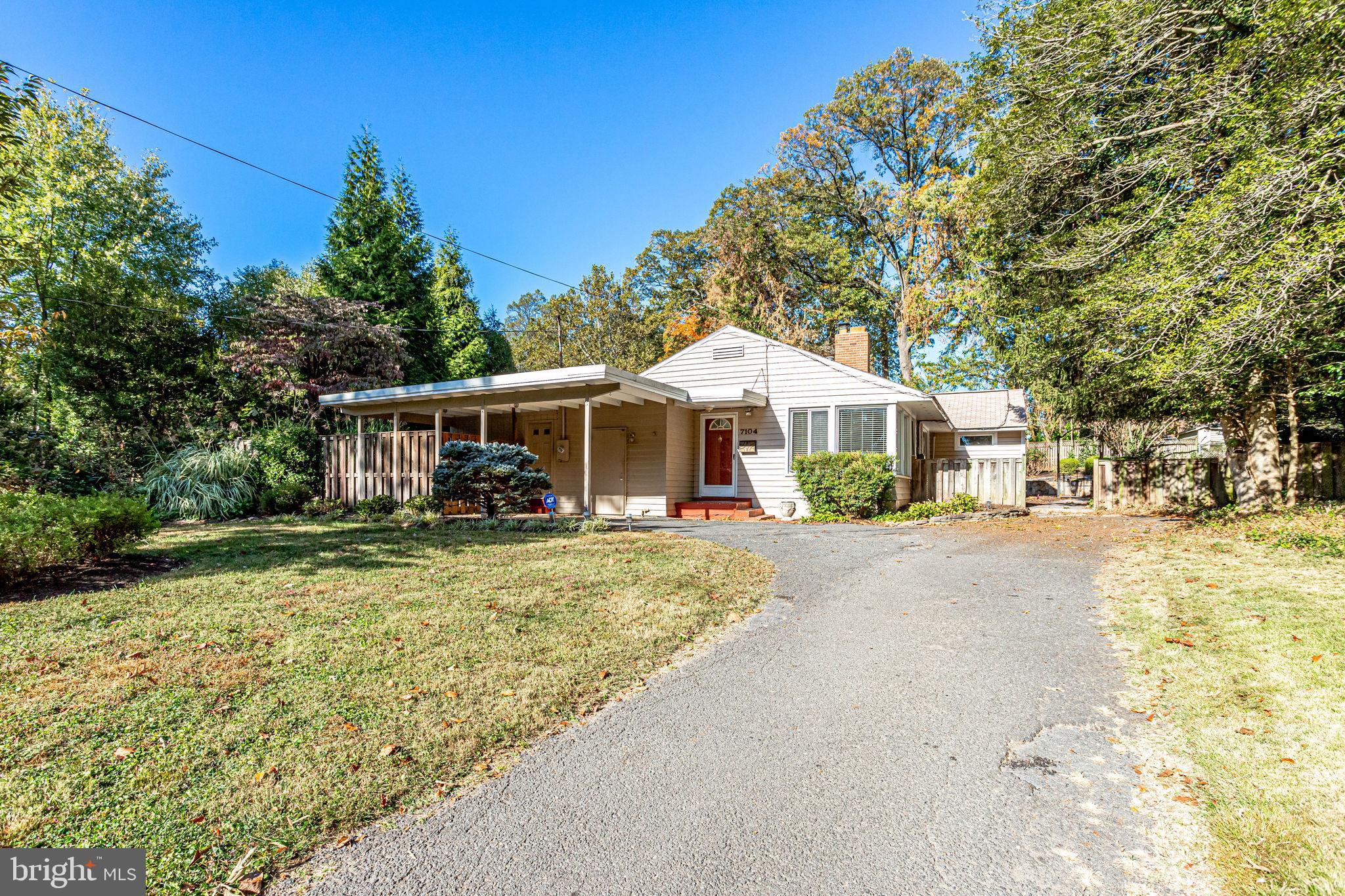 7104 Alger Road Falls Church, VA 22042 - Photo 3 of 69