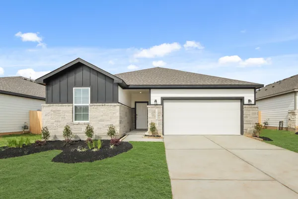 a front view of house with yard