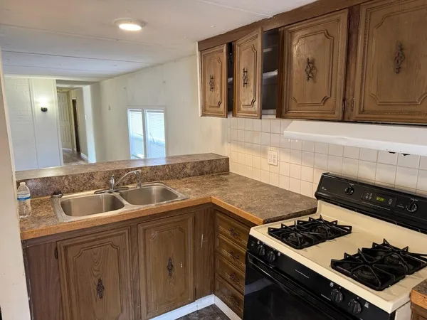 $39,900 | 11671 Heron Drive, Lakeview, MI 48850