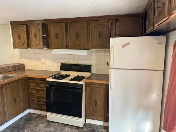 $39,900 | 11671 Heron Drive, Lakeview, MI 48850